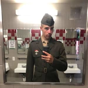 Meet your Posher, Alex